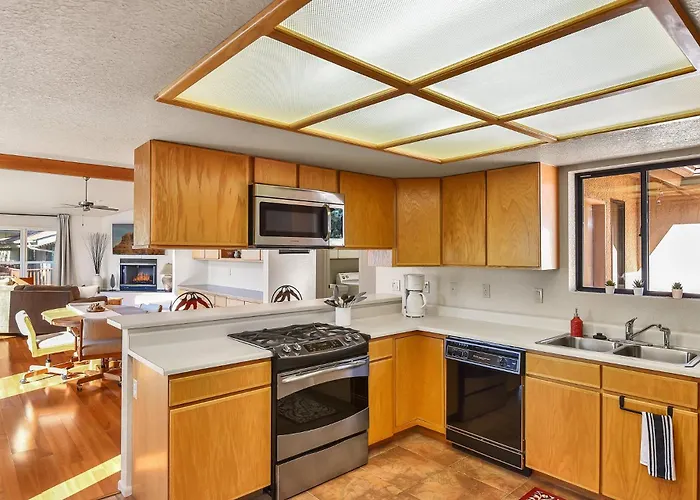 Holiday home Red Rock Magnificence Stunning Views Quiet Village Of Oak Creek Pet-friendly *