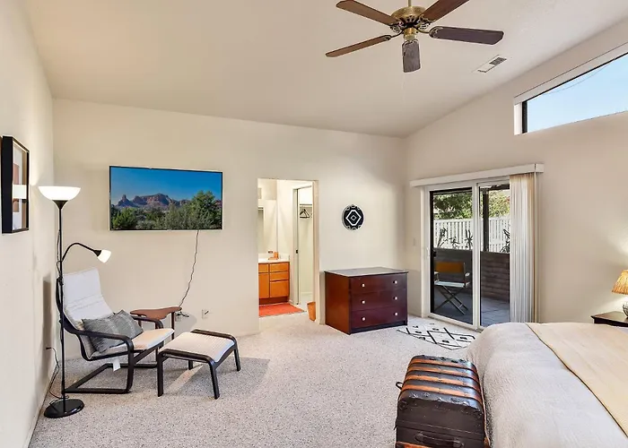 Red Rock Magnificence Stunning Views Quiet Village Of Oak Creek Pet-friendly
