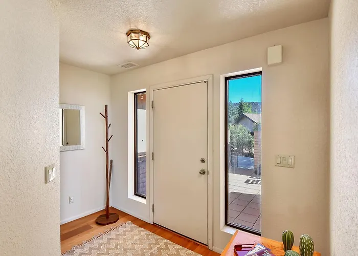 Red Rock Magnificence Stunning Views Quiet Village Of Oak Creek Pet-friendly Sedona