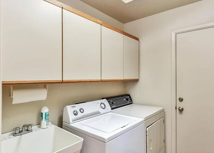 Holiday home Red Rock Magnificence Stunning Views Quiet Village Of Oak Creek Pet-friendly Sedona